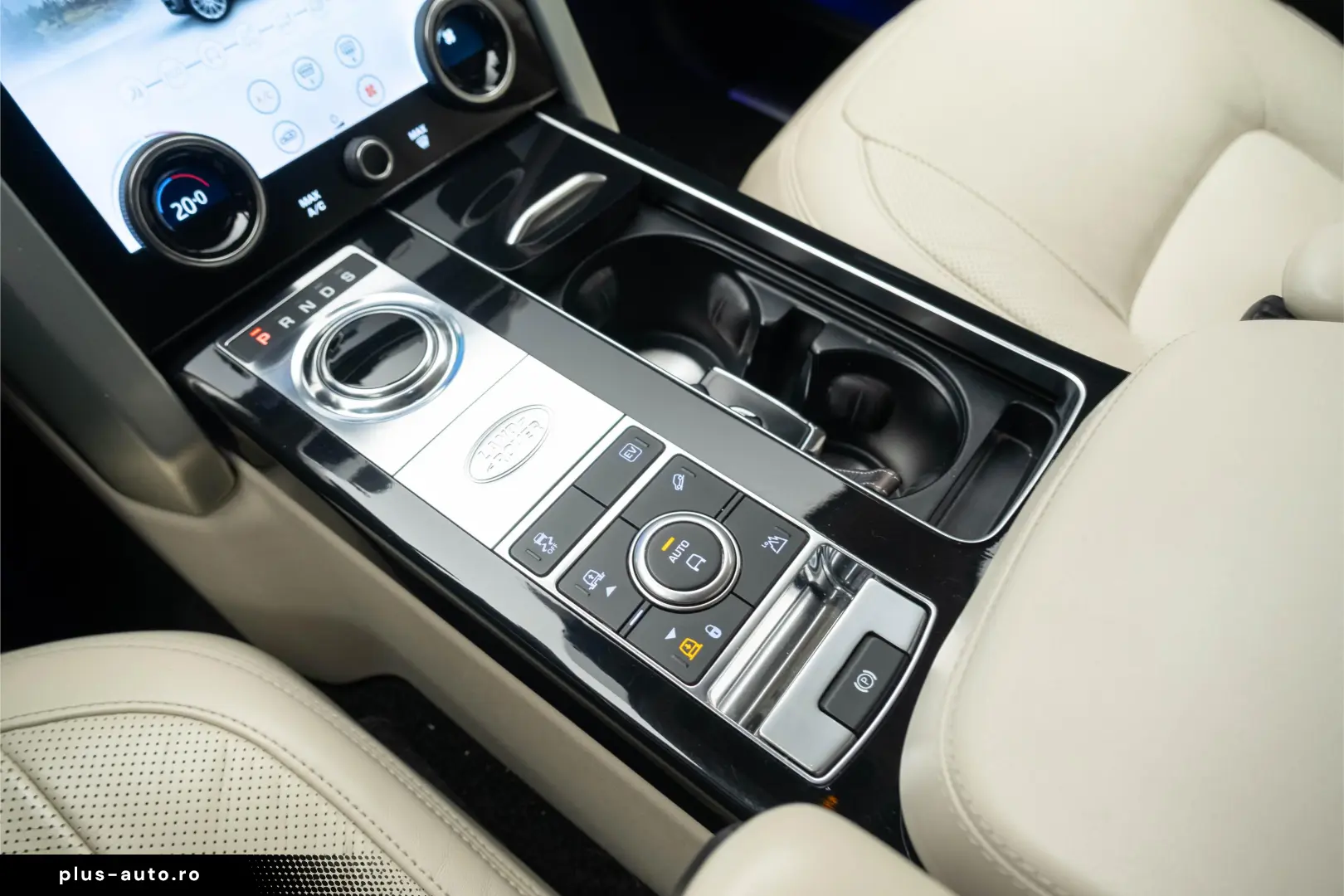 Land Rover Range Rover Vogue P400e