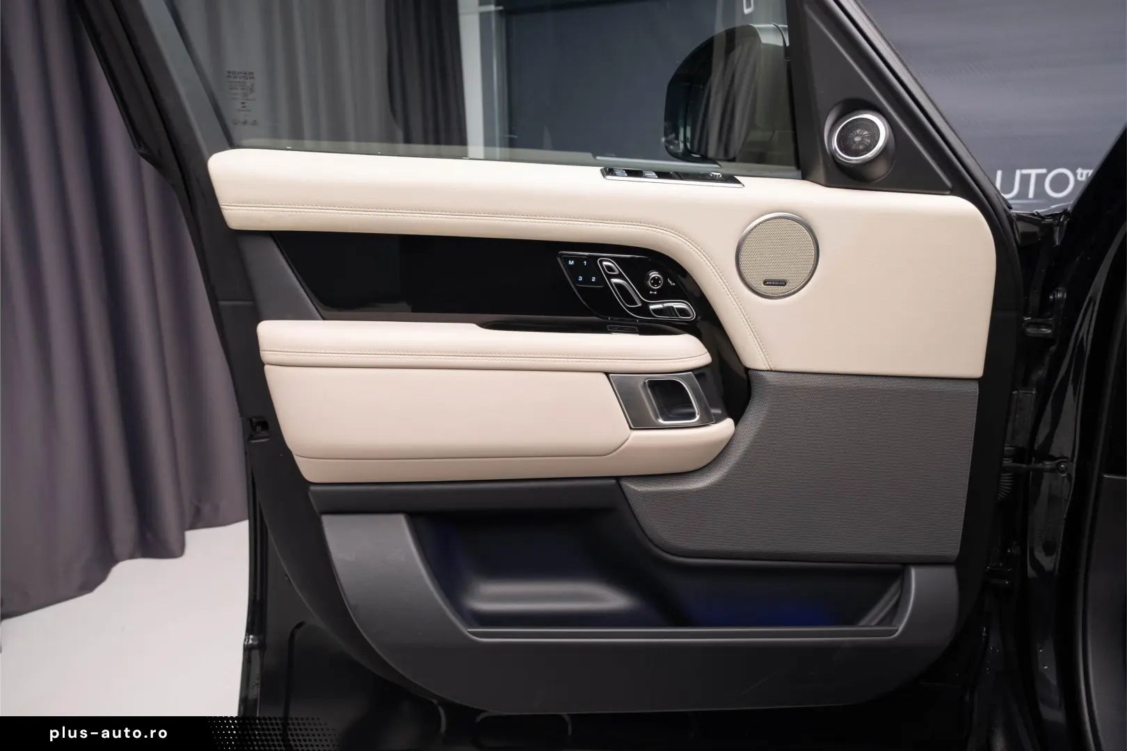 Land Rover Range Rover Vogue P400e