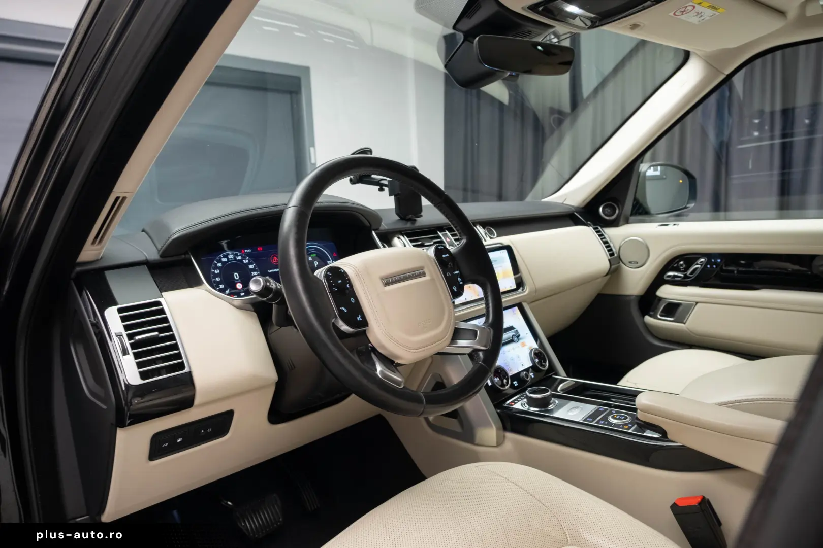 Land Rover Range Rover Vogue P400e