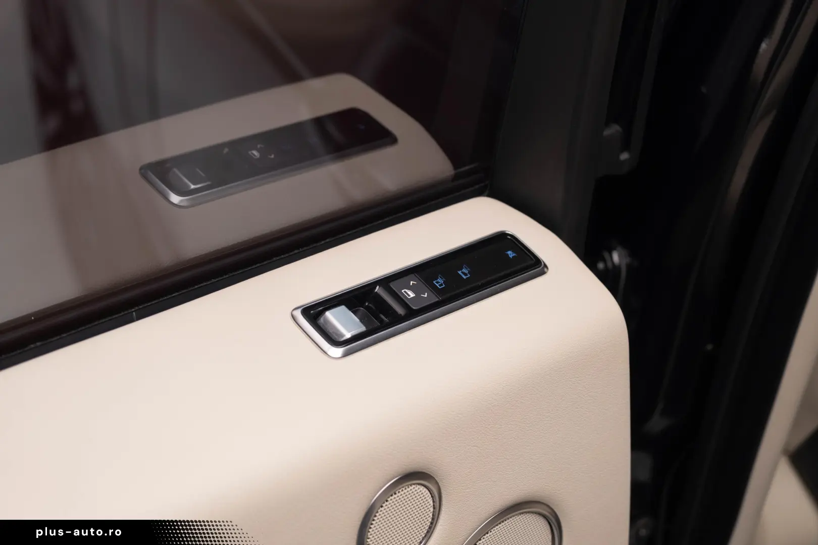 Land Rover Range Rover Vogue P400e