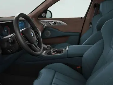 BMW XM Massage B&W ACC HuD Driver´s Package Park