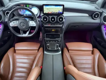 MERCEDES-BENZ GLC 300 de 4M Coupé AMG  Night  Sitzklima  SHD