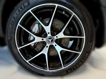 MERCEDES-BENZ GLC 300 de 4M Coupé AMG  Night  Sitzklima  SHD