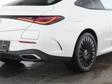 MERCEDES-BENZ CLE 300 e AMG DIGI 360' SOUND PANO BURM.