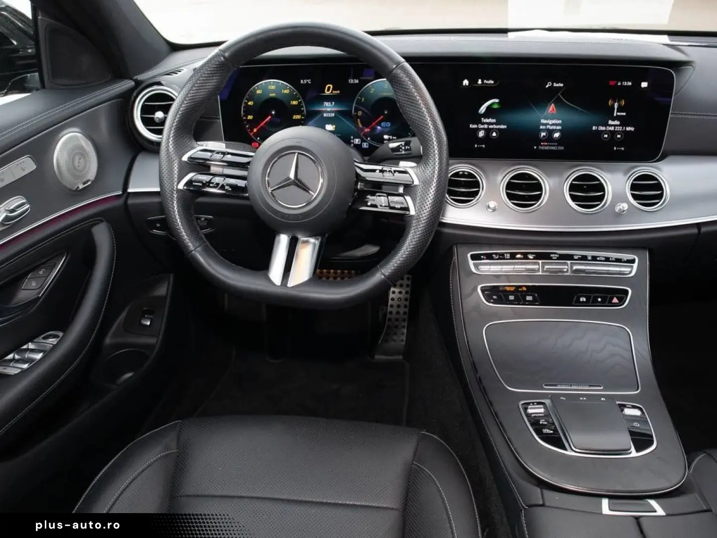 MERCEDES-BENZ E 300 de 4M AMG  Pano AHK 360  Distr. &hellip;