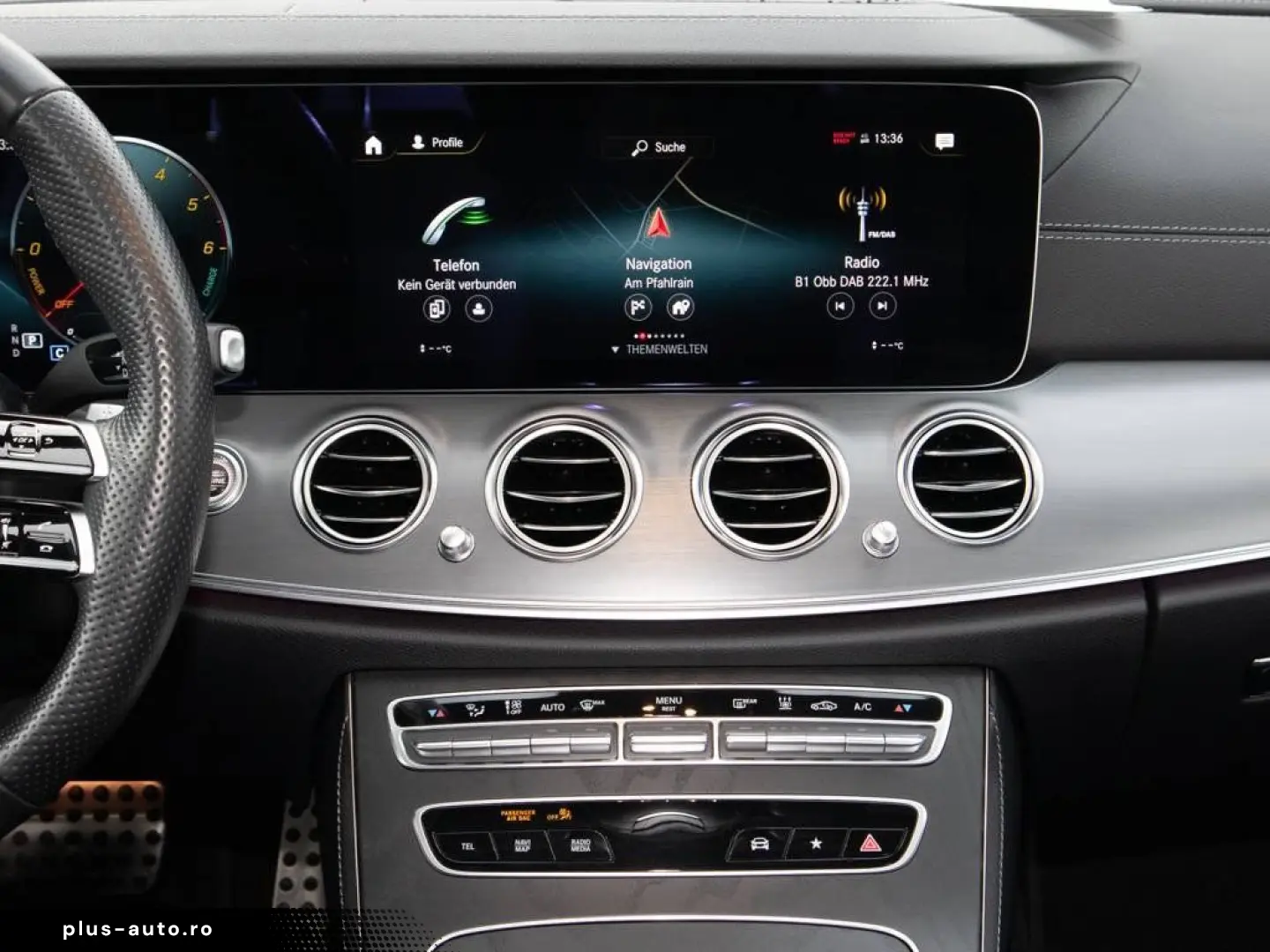 MERCEDES-BENZ E 300 de 4M AMG  Pano AHK 360  Distr. &hellip;