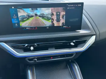 BMW XM MASSAGE AHK DRIVING PROF.