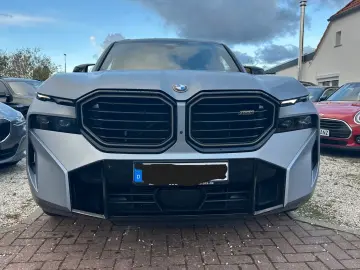 BMW XM MASSAGE AHK DRIVING PROF.