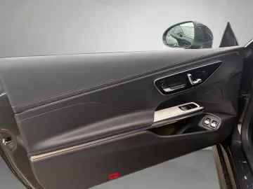 MERCEDES-BENZ CLE 300 e Coupé AMG  AHK  Pano Distronic 360
