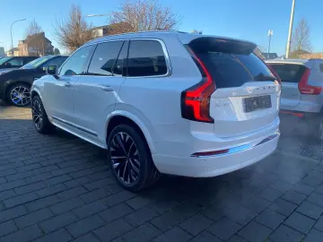 VOLVO XC90 Plus Bright B5 AWD 7-Sitzer El. Panodach Na