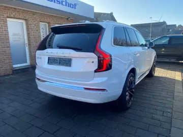 VOLVO XC90 Plus Bright B5 AWD 7-Sitzer El. Panodach Na