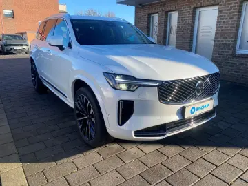 VOLVO XC90 Plus Bright B5 AWD 7-Sitzer El. Panodach Na