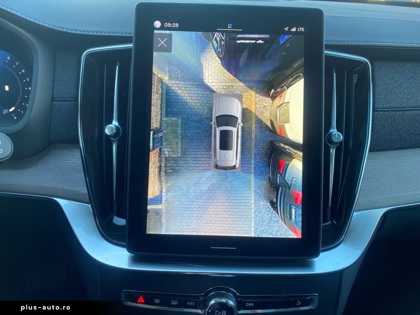 VOLVO XC90 Plus Bright B5 AWD 7-Sitzer El. Panodach Na