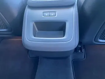 VOLVO XC90 Plus Bright B5 AWD 7-Sitzer El. Panodach Na