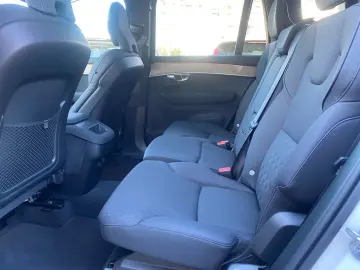 VOLVO XC90 Plus Bright B5 AWD 7-Sitzer El. Panodach Na