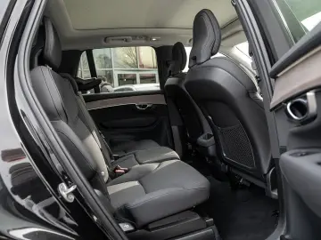 VOLVO XC90 B5 AWD Plus Bright