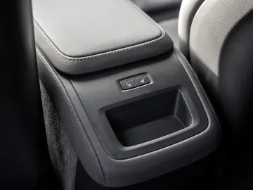 VOLVO XC90 B5 AWD Plus Bright