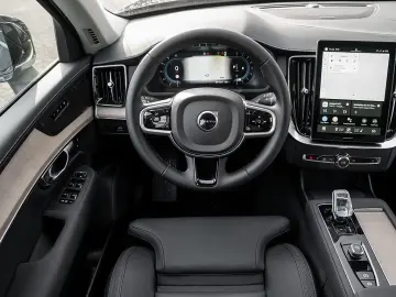 VOLVO XC90 B5 AWD Plus Bright