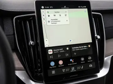 VOLVO XC90 B5 AWD Plus Bright