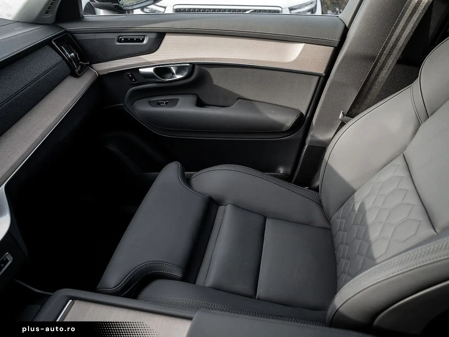 VOLVO XC90 B5 AWD Plus Bright