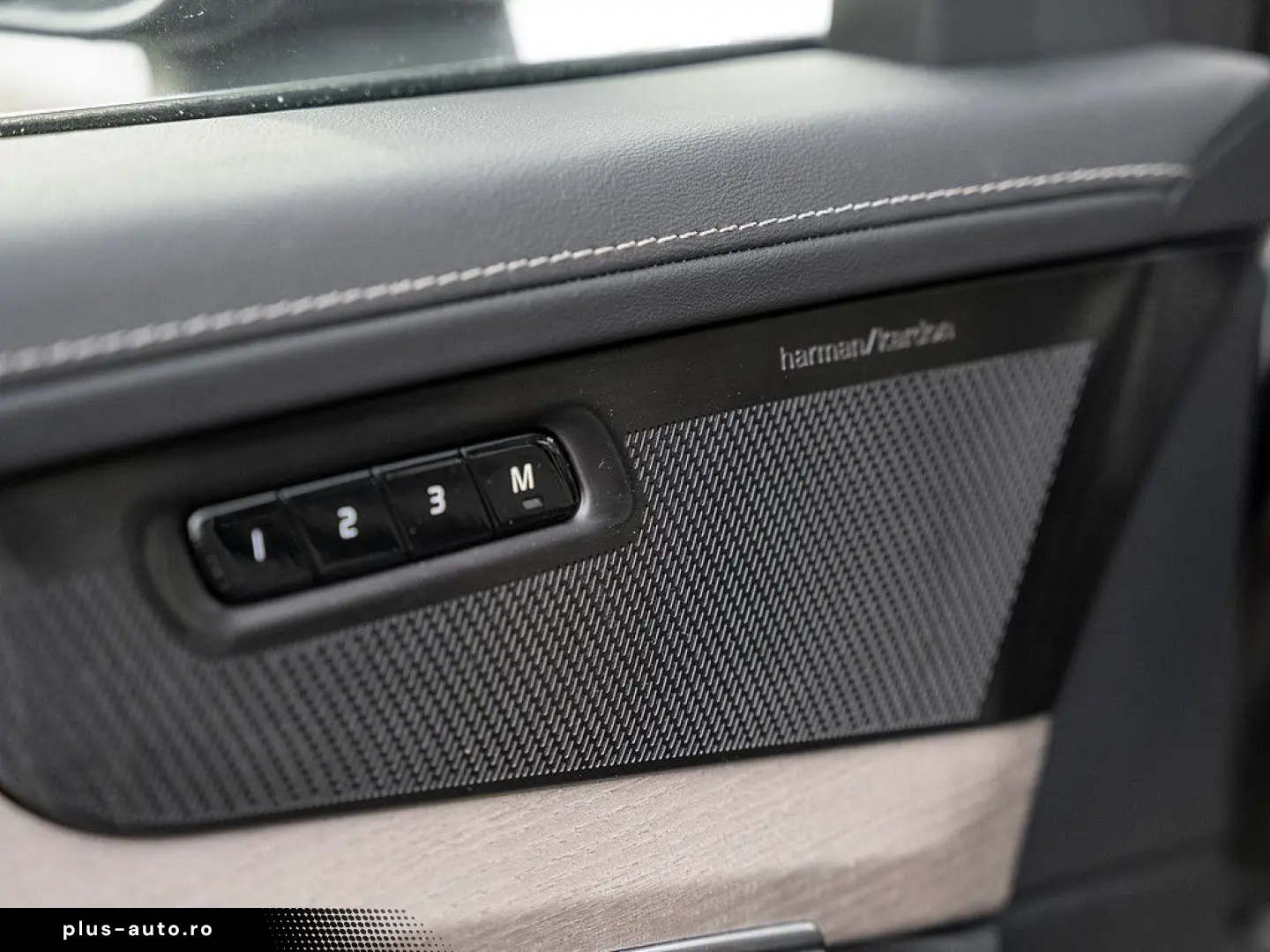 VOLVO XC90 B5 AWD Plus Bright