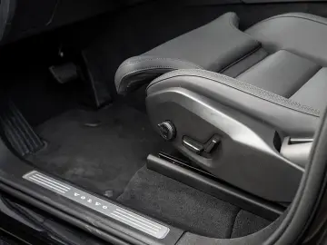 VOLVO XC90 B5 AWD Plus Bright