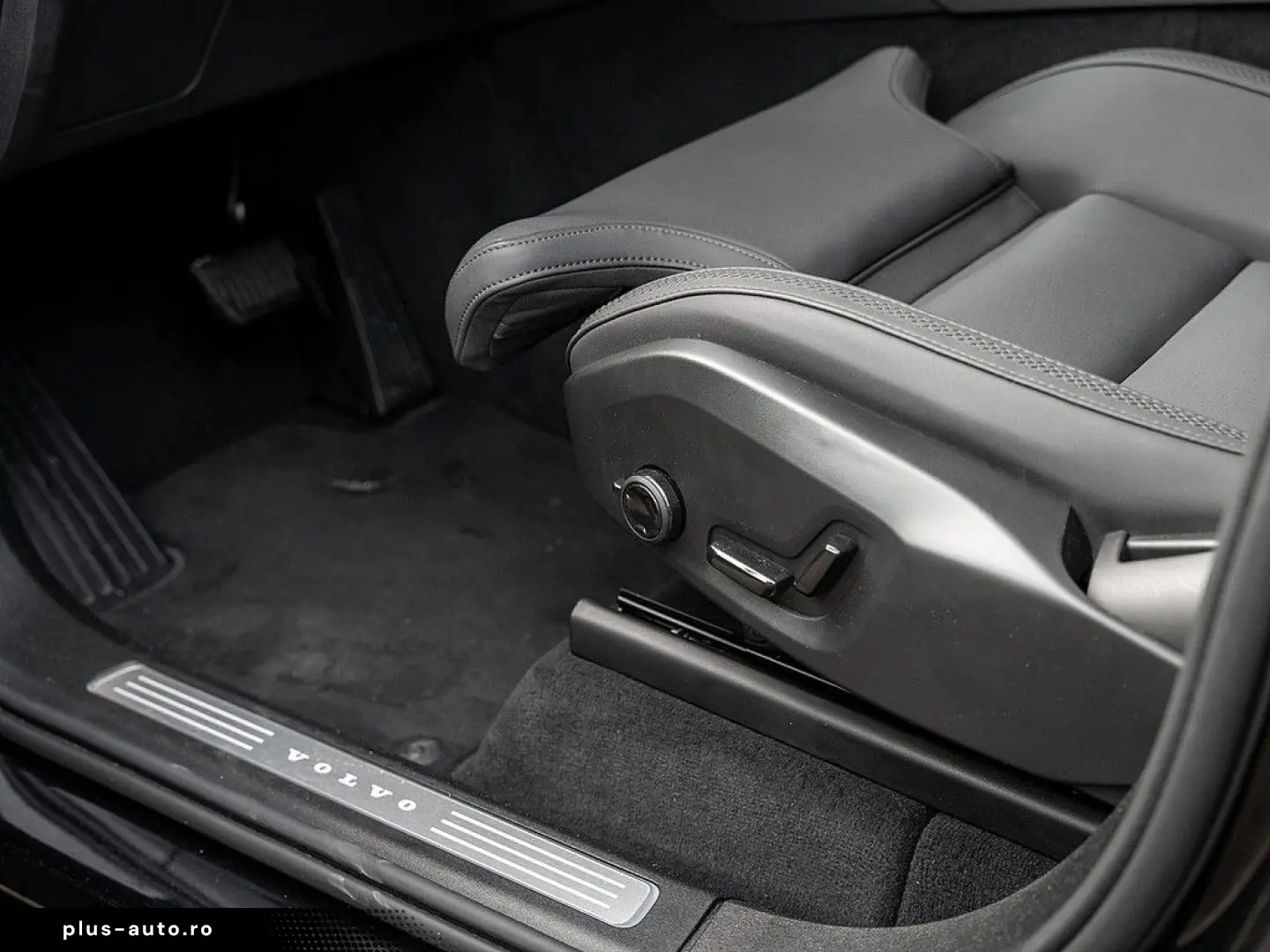 VOLVO XC90 B5 AWD Plus Bright