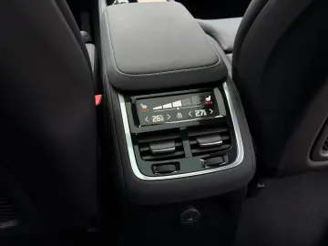 VOLVO XC90 T8 Facelift Plus Dark H&K 360  21  ACC SHZ