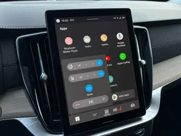 VOLVO XC90 T8 Facelift Plus Dark H&K 360  21  ACC SHZ