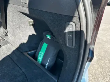 VOLVO XC90 T8 PlusDark FaceLift7-Sitzer Pano360 Luftfa