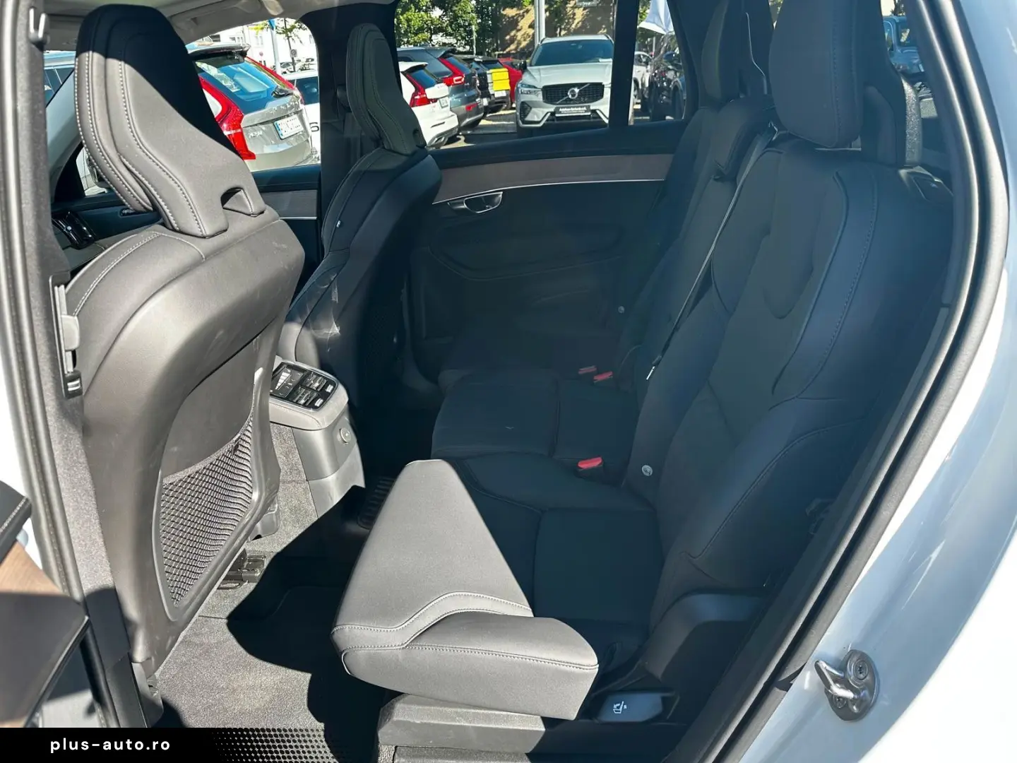 VOLVO XC90 T8 PlusDark FaceLift7-Sitzer Pano360 Luftfa