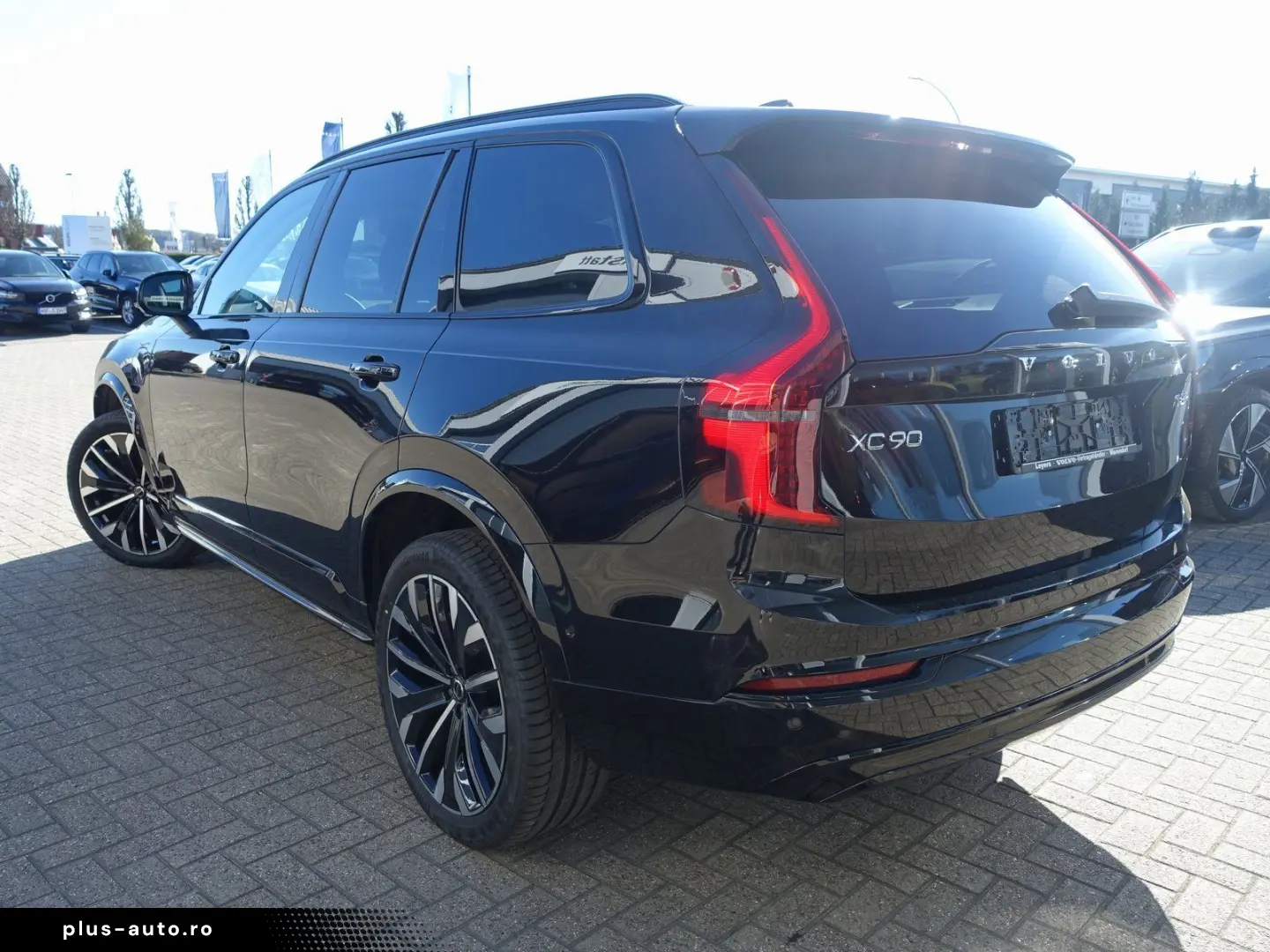 VOLVO XC90 Plus Dark T8 AWD Plug-in hybrid 360  H&K