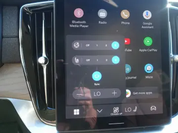 VOLVO XC90 Plus Dark T8 AWD Plug-in hybrid 360  H&K