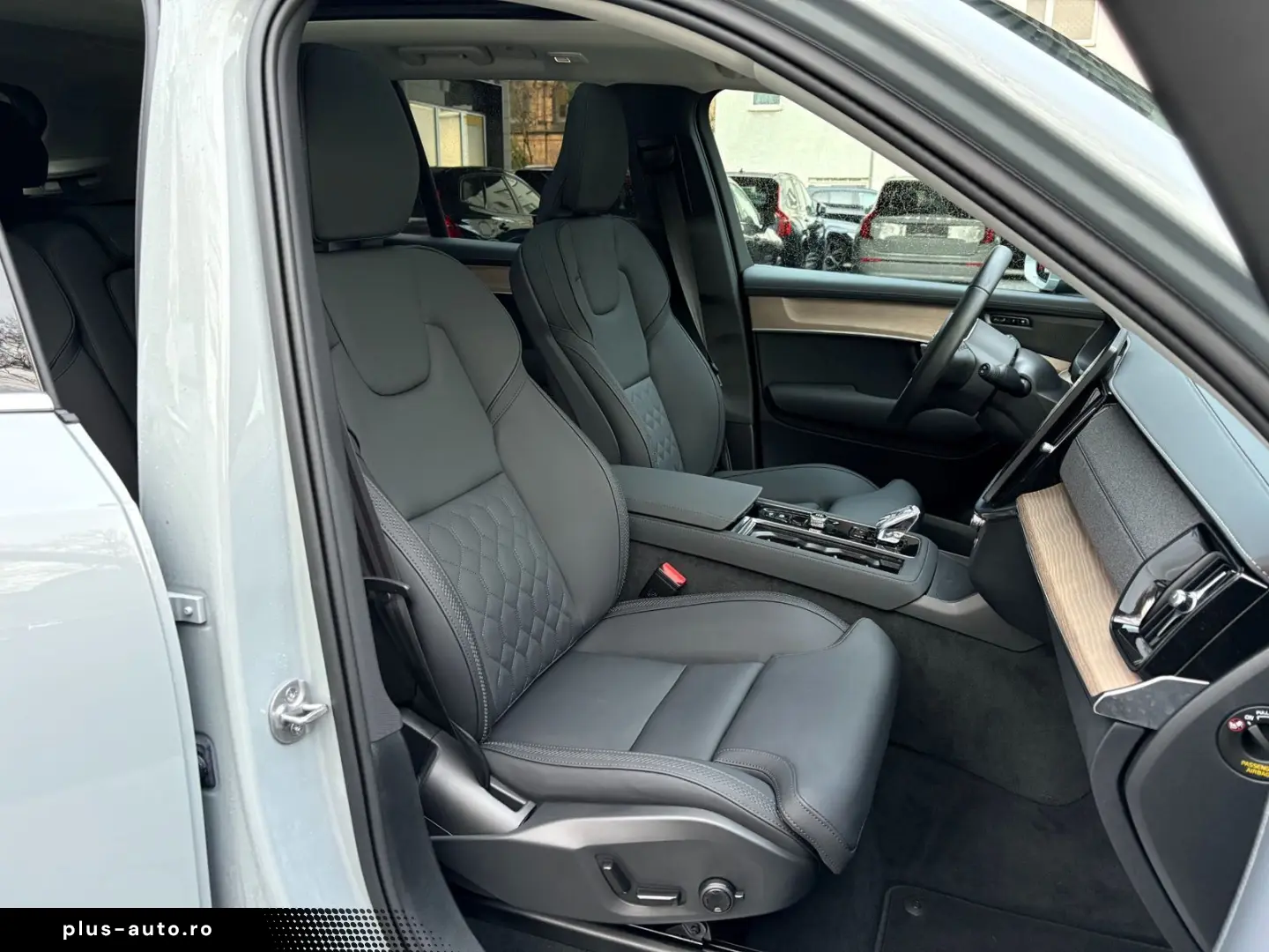 VOLVO XC90 T8 Plus Bright Facelift Head-Up PANO 360 VA