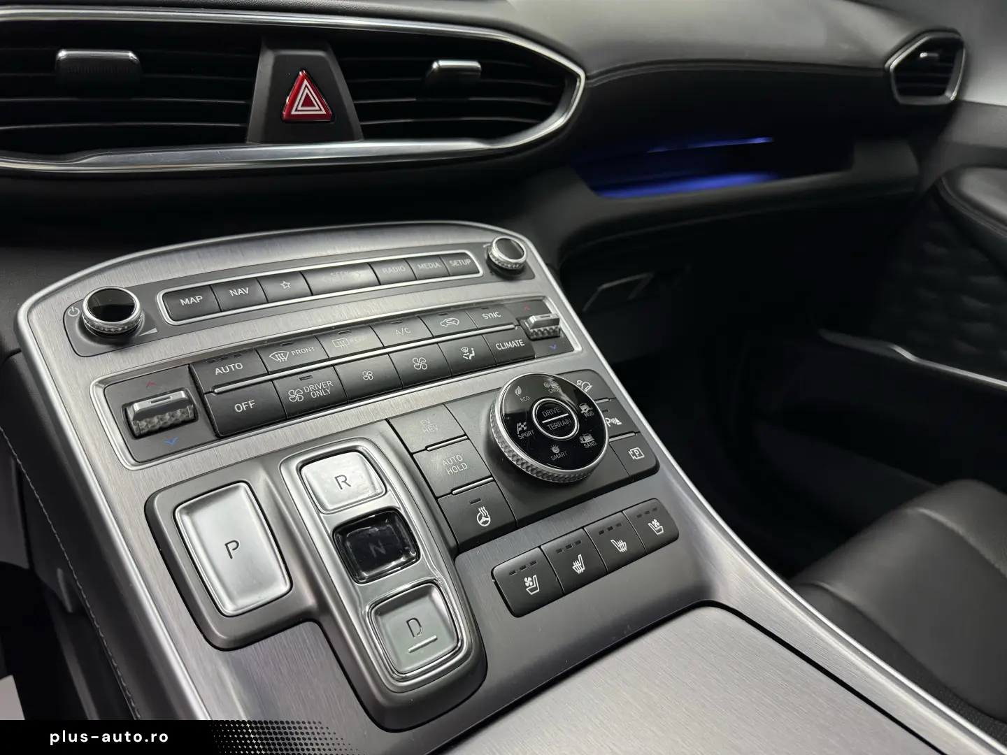 YUNDAI SANTA FE 265 CP - PLUG-IN HYBRID – 4WD - PRIME