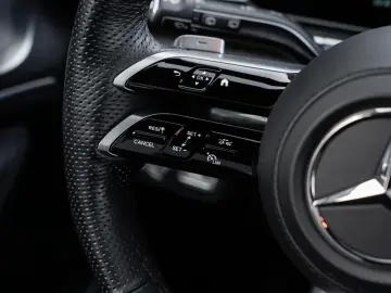 MERCEDES-BENZ GLE 450d AMG Pano-AIR-Distronic-StandHZG-360