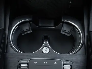 MERCEDES-BENZ GLE 450d AMG Pano-AIR-Distronic-StandHZG-360