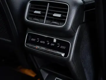 MERCEDES-BENZ GLE 450d AMG Pano-AIR-Distronic-StandHZG-360