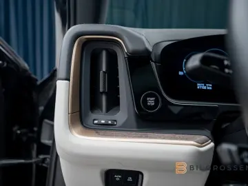 Porsche Cayenne S E-Hyb SportDesign Burmester Inno P-Dis