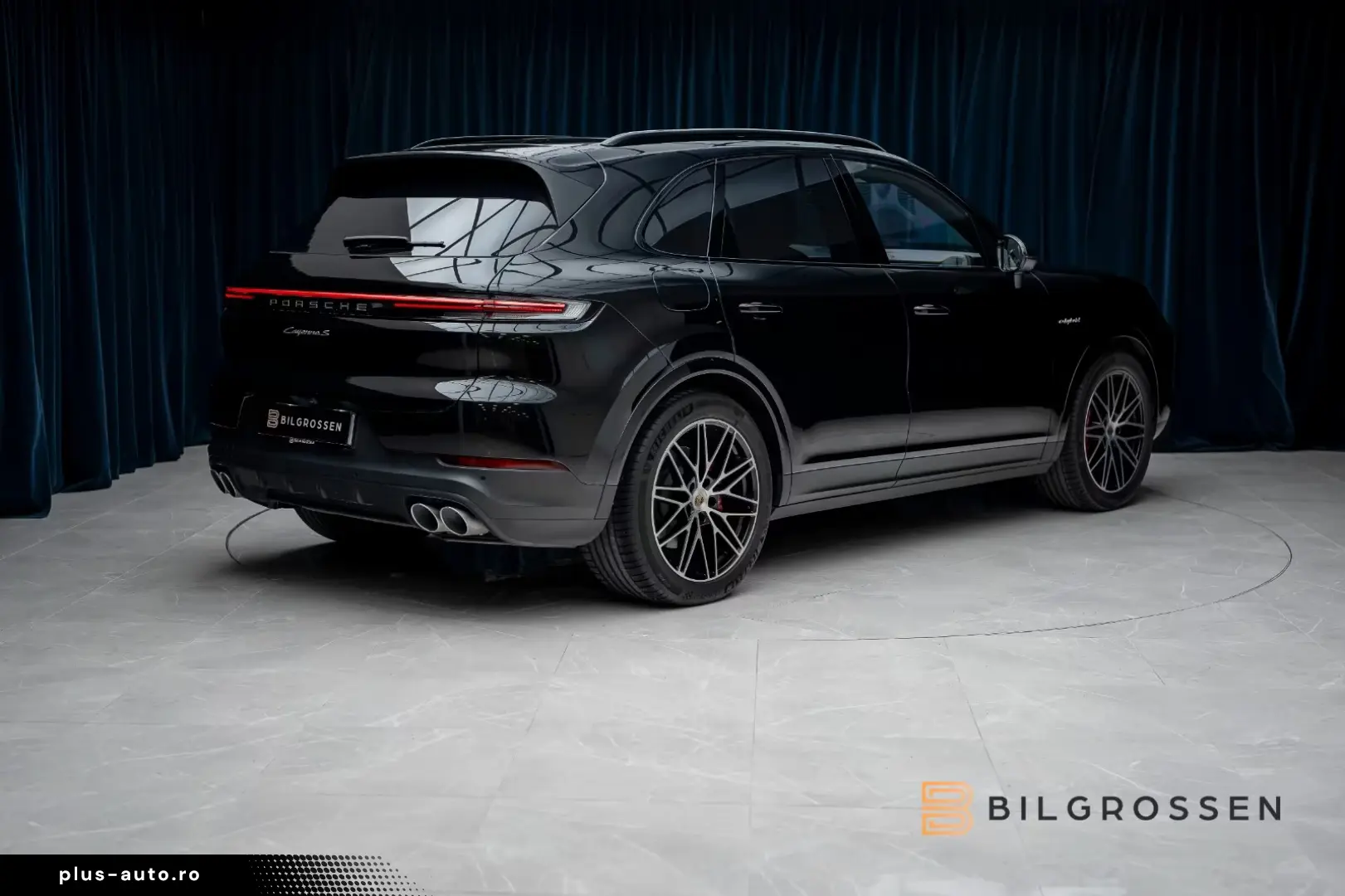 Porsche Cayenne S E-Hyb SportDesign Burmester Inno P-Dis