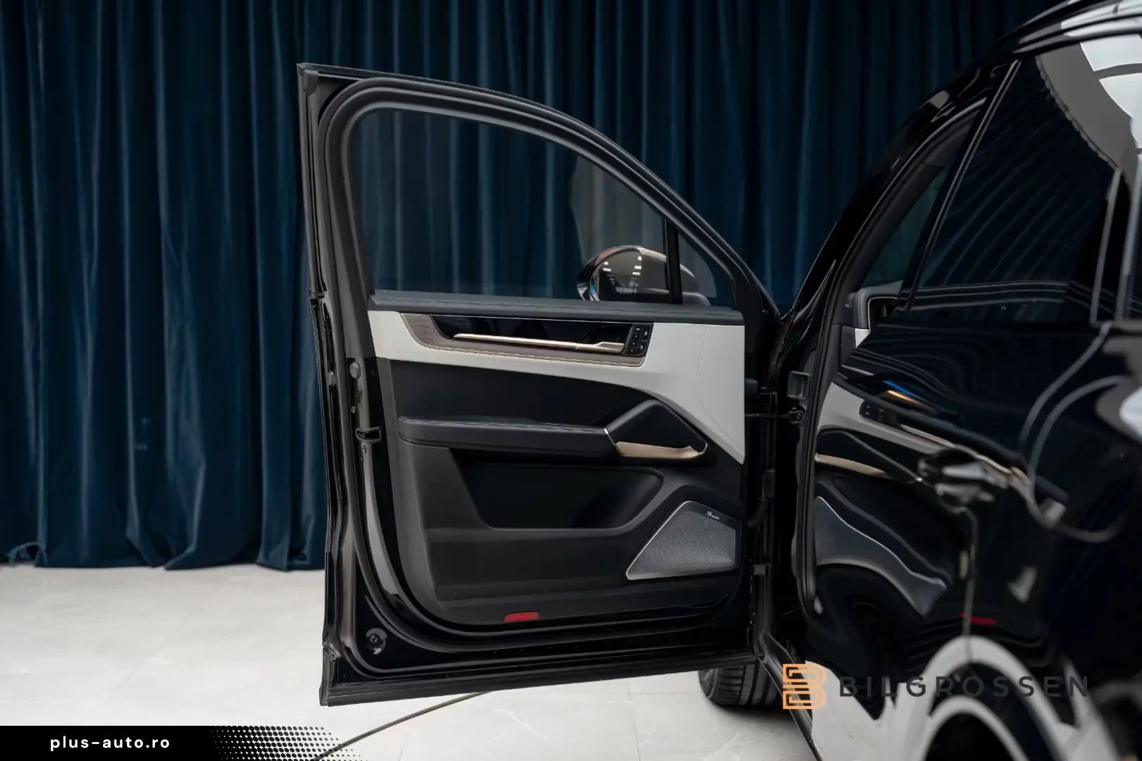 Porsche Cayenne S E-Hyb SportDesign Burmester Inno P-Dis