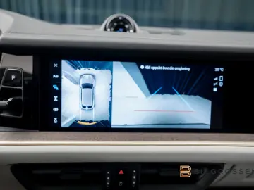 Porsche Cayenne S E-Hyb SportDesign Burmester Inno P-Dis