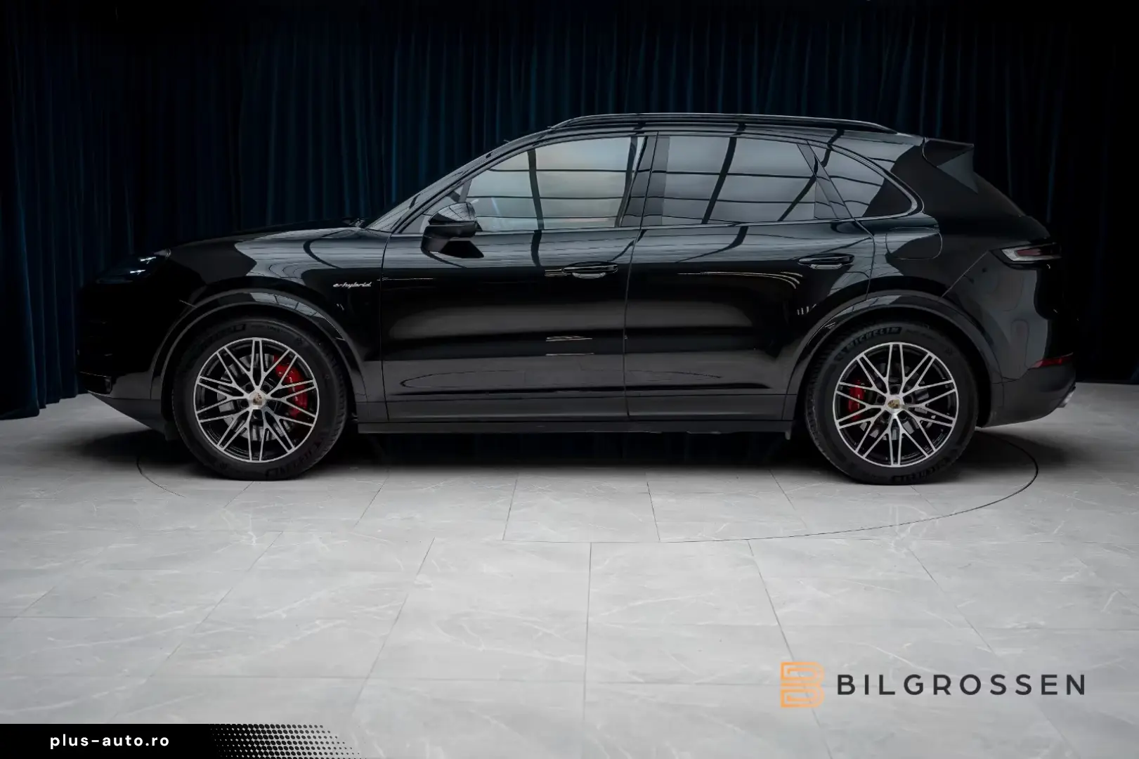 Porsche Cayenne S E-Hyb SportDesign Burmester Inno P-Dis