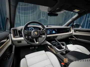 Porsche Cayenne S E-Hyb SportDesign Burmester Inno P-Dis
