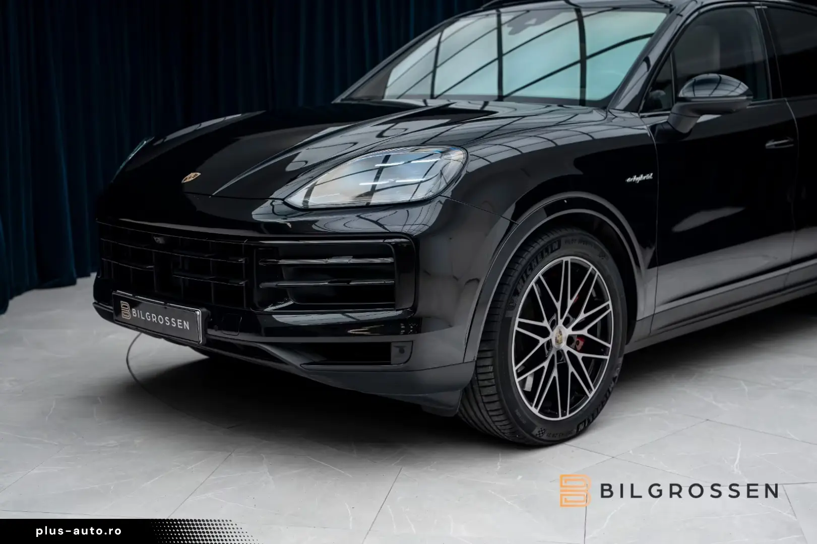 Porsche Cayenne S E-Hyb SportDesign Burmester Inno P-Dis