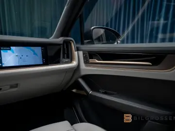 Porsche Cayenne S E-Hyb SportDesign Burmester Inno P-Dis