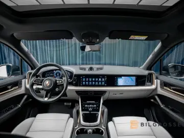 Porsche Cayenne S E-Hyb SportDesign Burmester Inno P-Dis