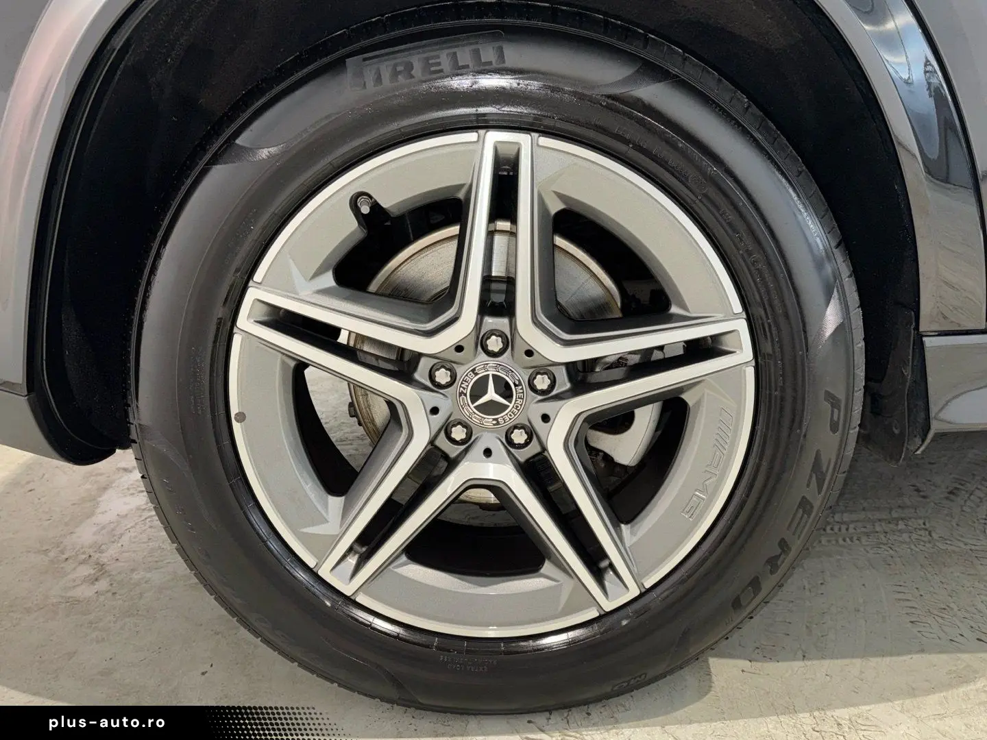 MERCEDES-BENZ GLE 300 d 4M AMG Line