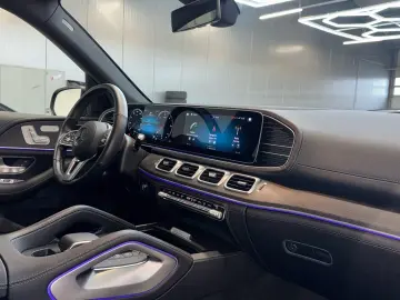 MERCEDES-BENZ GLE 300 d 4M AMG Line