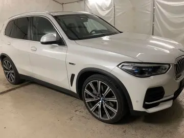 BMW X5 45e DRIVING PRO LASER 22  BOWERS&WILKINS HUD